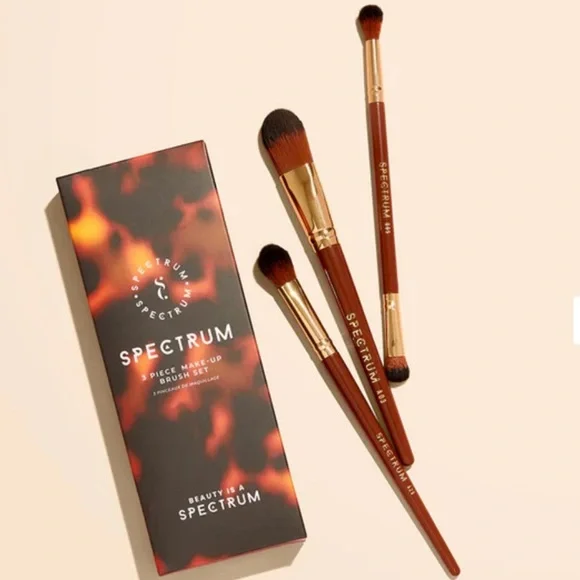 Brand New 3 Piece Make-Up Brush Set - Picture 2 of 4